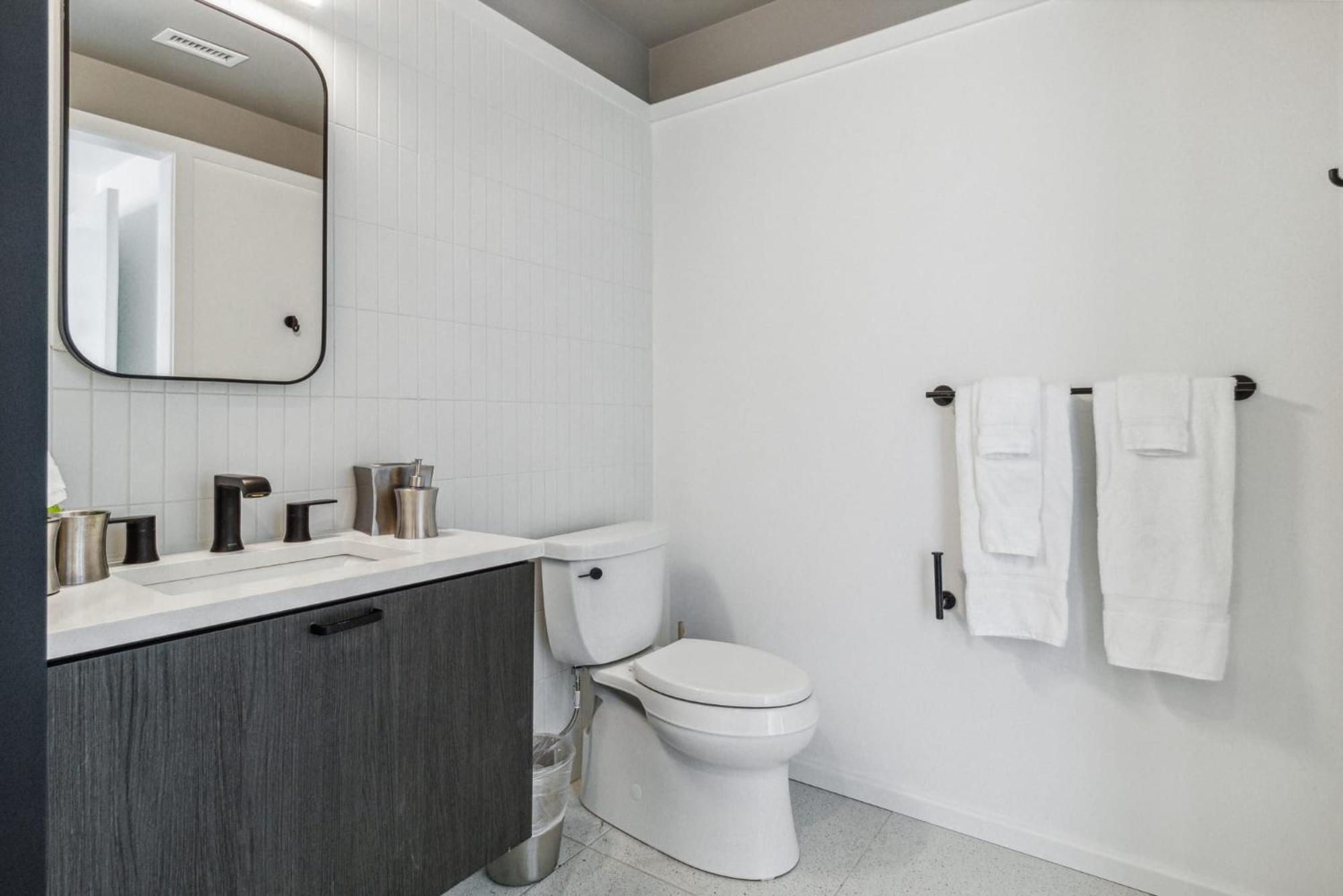 Contemporary City Living Apartments In Nashville Ngoại thất bức ảnh