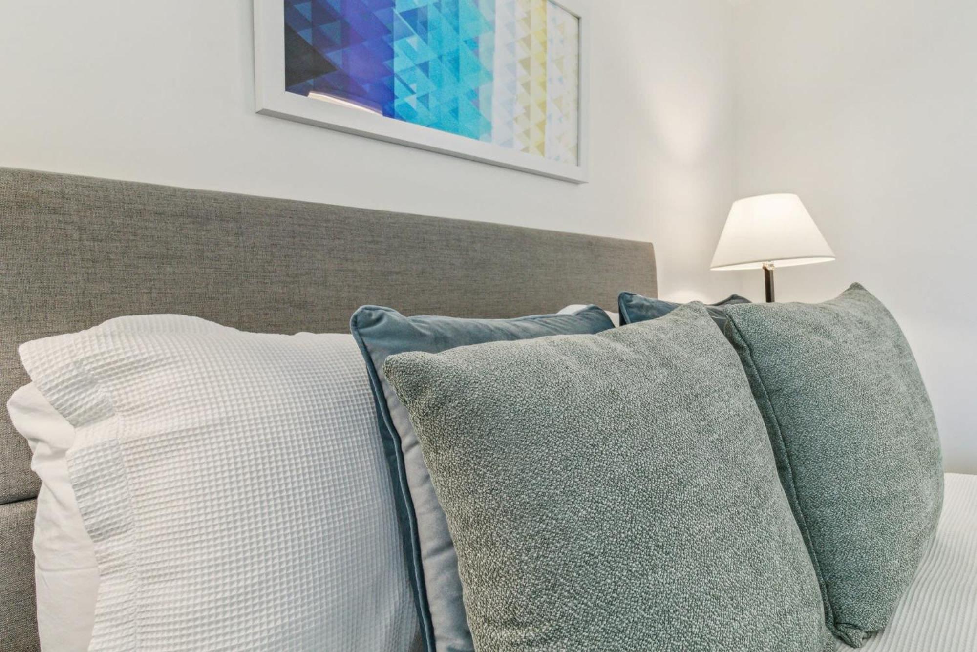 Contemporary City Living Apartments In Nashville Ngoại thất bức ảnh