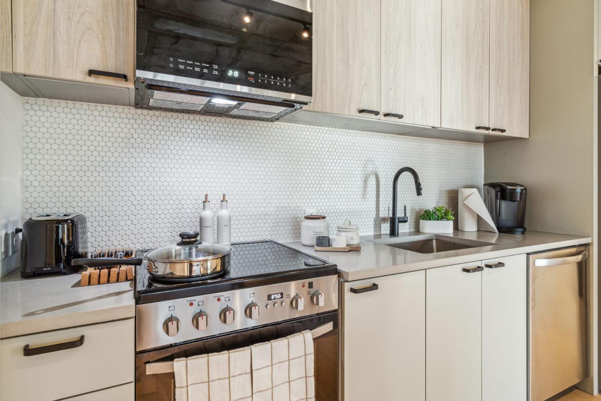 Contemporary City Living Apartments In Nashville Ngoại thất bức ảnh
